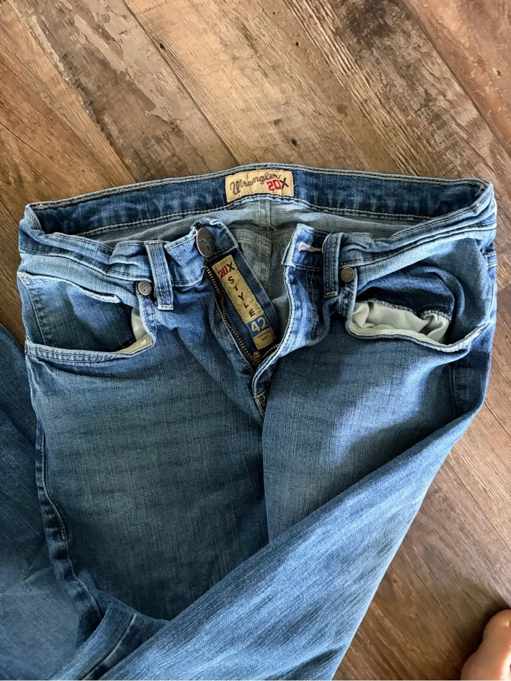 Men's Wrangler 20x jeans 29x34